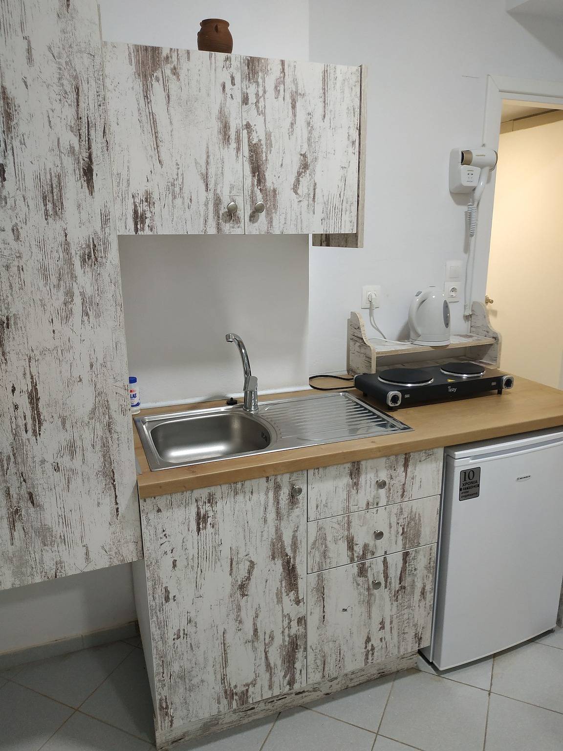 Ganzes Studio, Super Economy Studio im Erdgeschoss, kein Balkon in Agia Pelagia, Achlada