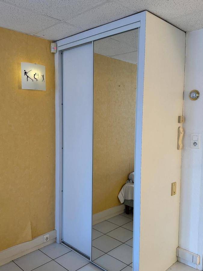 Appartement entier, Studio Soleil in Cleppé, Montbrison