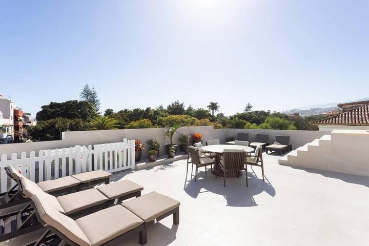 Chalet para 10 personas, con piscina y jardín en Santa Cruz de Tenerife - 4