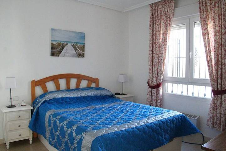 Ganze Wohnung, 2 Bed 2 Bath Beautiful Apt Next to Villamartin Plaza in Brisas y Golf, Orihuela