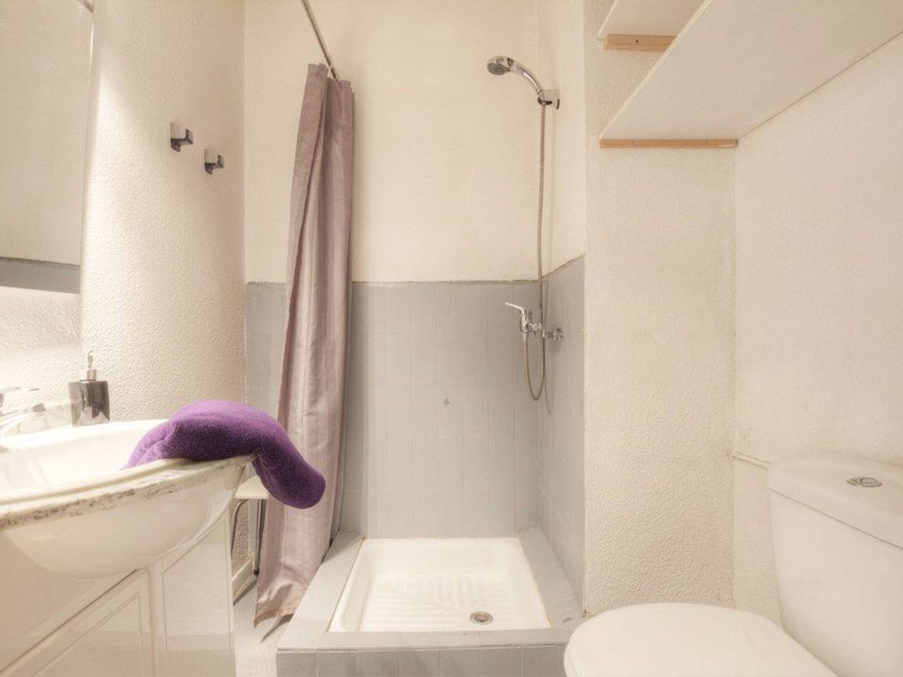 Ganze Wohnung, Gemütliches Studio für 2 Personen, Wlan, Tv, Parkplatz, Skiraum in Saint-Chaffrey, Serre Chevalier