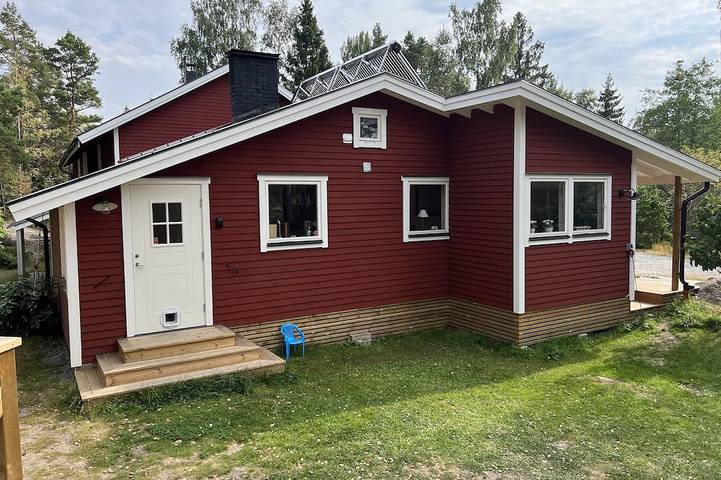 Ferienhaus für 9 Personen, mit Garten und Sauna in Ingarö