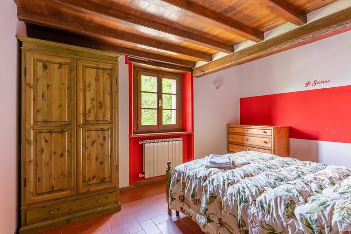 Appartamento intero, Casa vacanze "Serrino 5" con vista sulle montagne, piscina e Wi-Fi in San Marcello Pistoiese, San Marcello Piteglio
