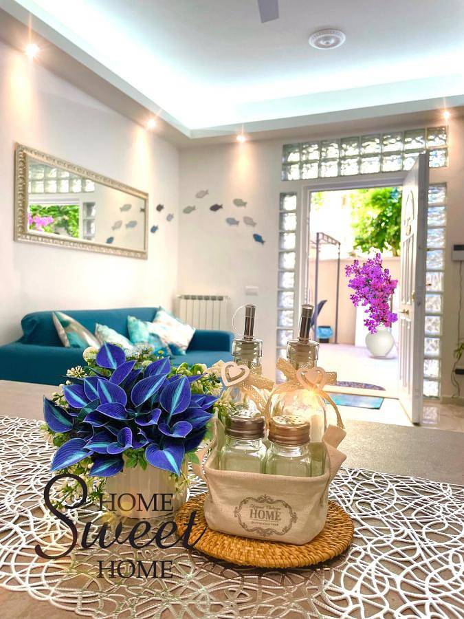 Gîte pour 5 personnes, avec jardin, adapté aux familles dans Lido di Ostia - 2