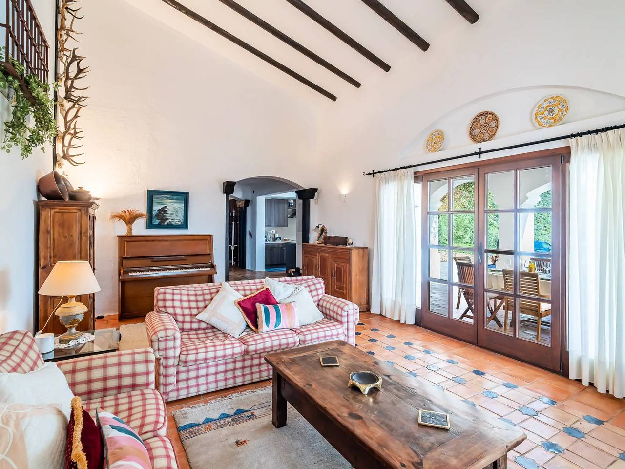 House 8 Persons in Sierra (Casares), Casares