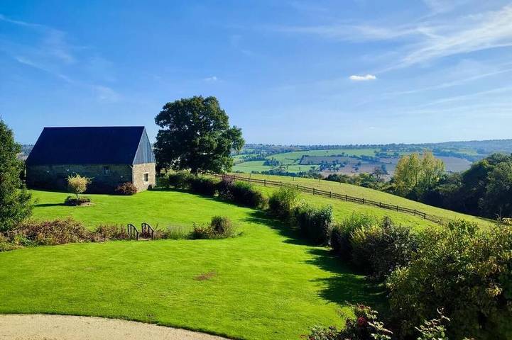 Gîte pour 15 personnes, avec jardin
