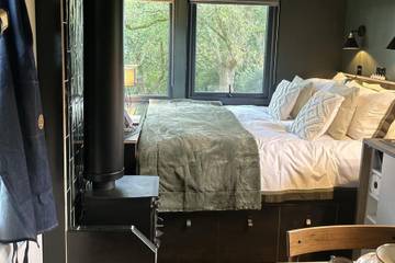 Chalet for 2 People in Haccombe with Coombe, Devon, Photo 2