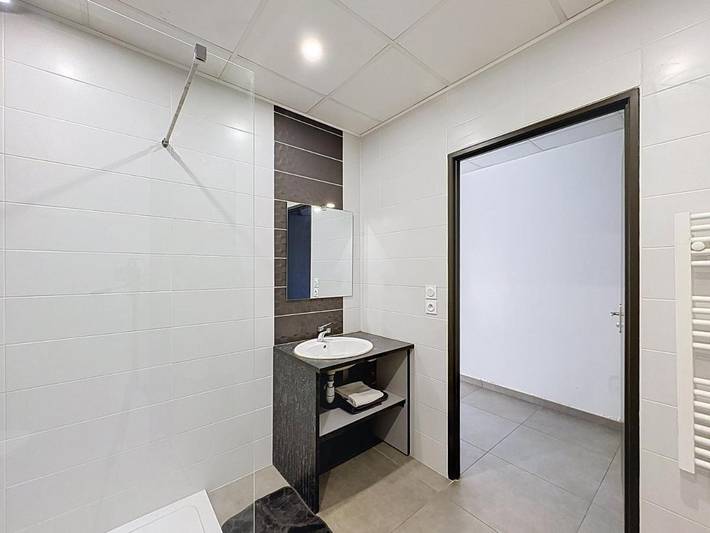 Gîte pour 4 personnes à Chavanoz - 3