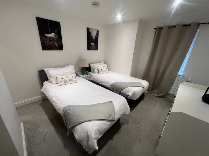 Ganze Wohnung, Central Cardiff bietet Platz für 6 Personen Kostenlose Parkplätze in Cardiff, Cardiff und Umgebung