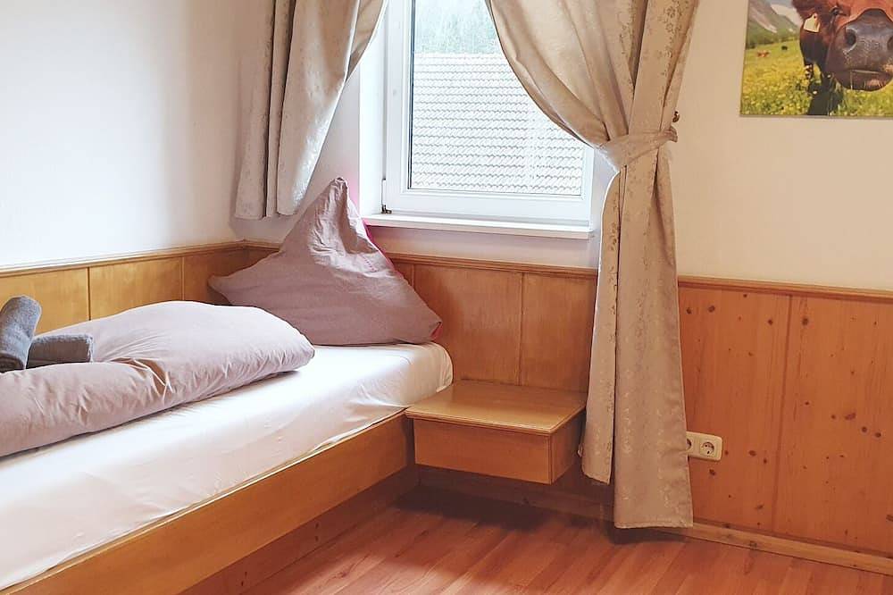 Ganze Wohnung, Appartement 5, 27 qm für max. 4 Personen in Bergen (Chiemgau), Chiemsee