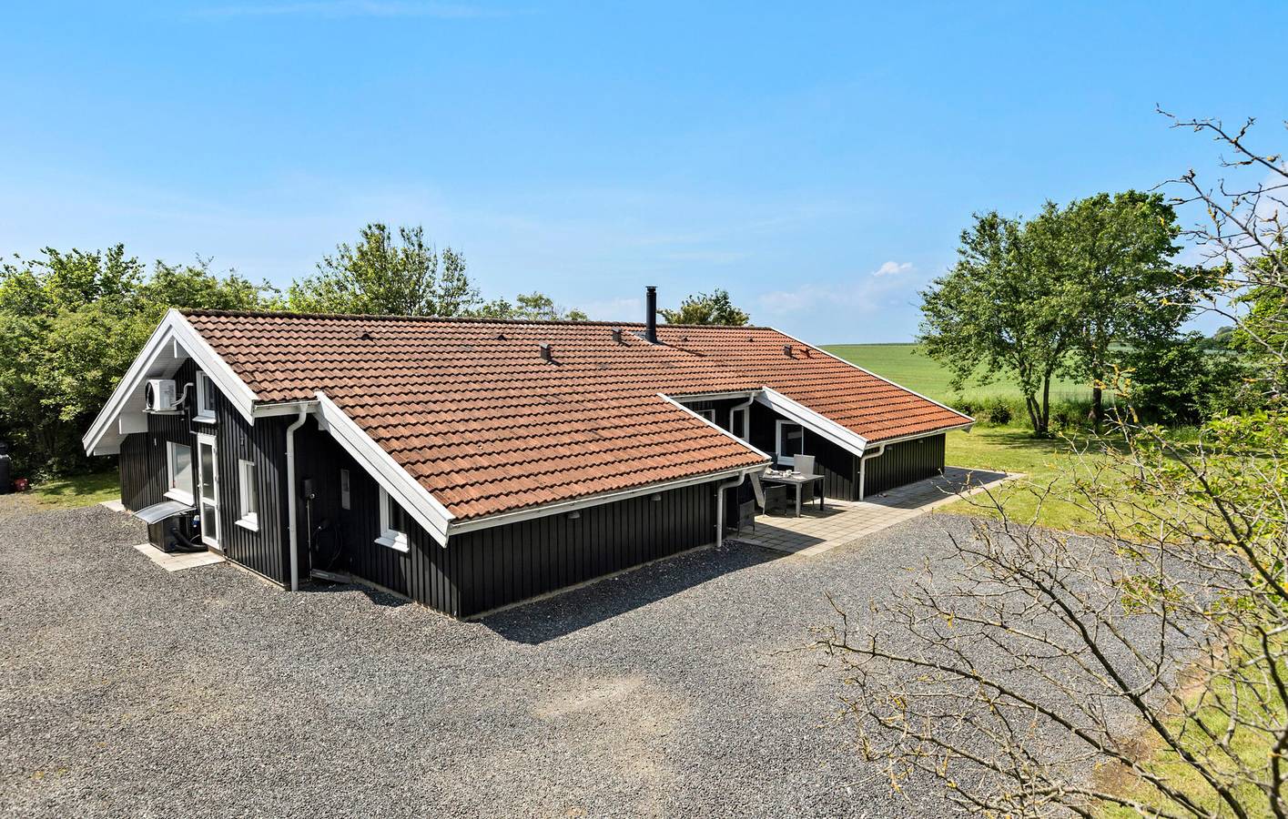 Feriehus for 12 personer med pool in Kegnæs, Lillebælt