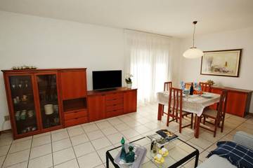 Apartamento para 6 Personas en Riva del Garda, Montañas Garda, Foto 2