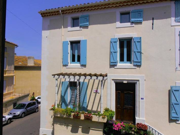 Location de vacances pour 2 personnes, avec terrasse et vue à Ginestas - 2