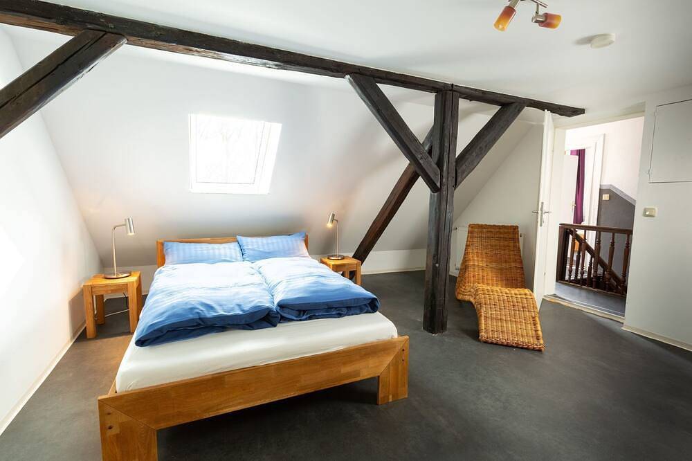 Großes, altes, umfassend saniertes Ferienhaus in Radisleben, Ballenstedt