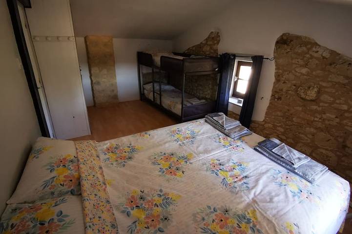 Location de vacances pour 8 personnes, avec piscine, animaux acceptés à Castillonnès - 2