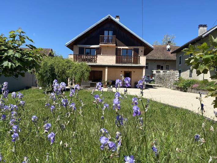 Gîte pour 6 personnes, avec Balcon et Terrasse dans Béon