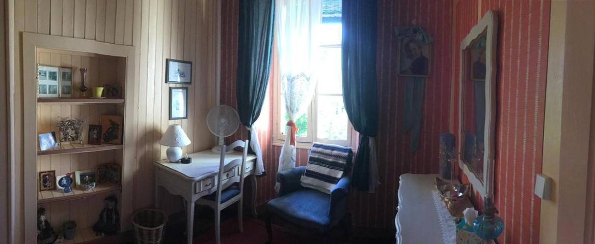 Location de vacances pour 2 personnes, avec piscine ainsi que jardin et vue à Pessac-sur-Dordogne - 2