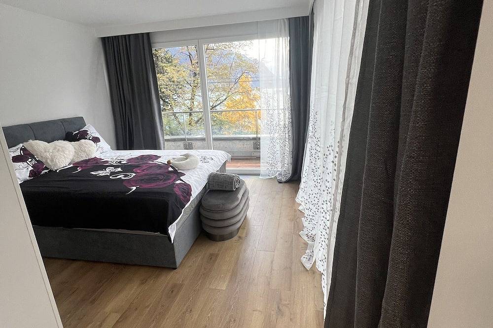 Ganze Wohnung, Ideal Lakeside Retreat: 2-bedroom Spa ap. With Lake View, Centre, Sleeps 1-4 in Montreux, Genfer See