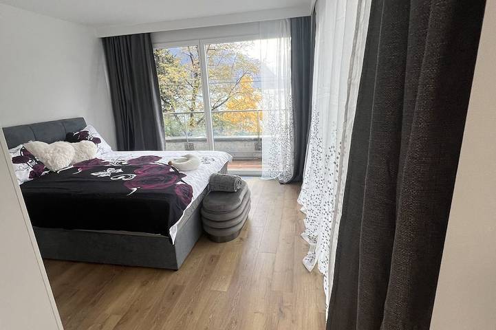 Ferienwohnung für 4 Personen, mit Whirlpool und Pool sowie Balkon und Sauna in Montreux - 2