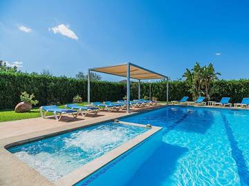 Villa in el Vilà, Pollença für 12 