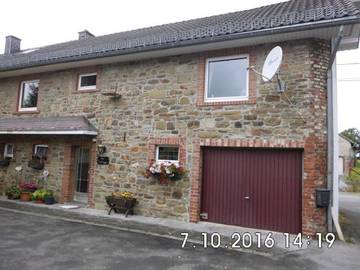 Gîte pour 6 personnes, avec vue et jardin à Amblève