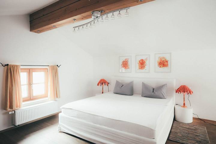 Ferienwohnung für 2 Personen, mit Terrasse und Garten sowie Ausblick bei Neuschwanstein - 2