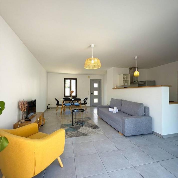 Location de vacances pour 6 personnes, avec terrasse et jardin à Aytré - 4