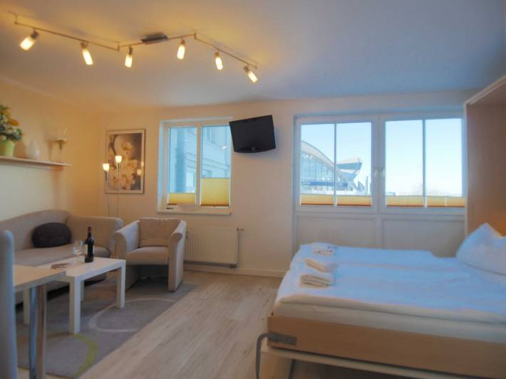 Ferienwohnung für 2 Personen, mit Ausblick in Warnemünde - 3