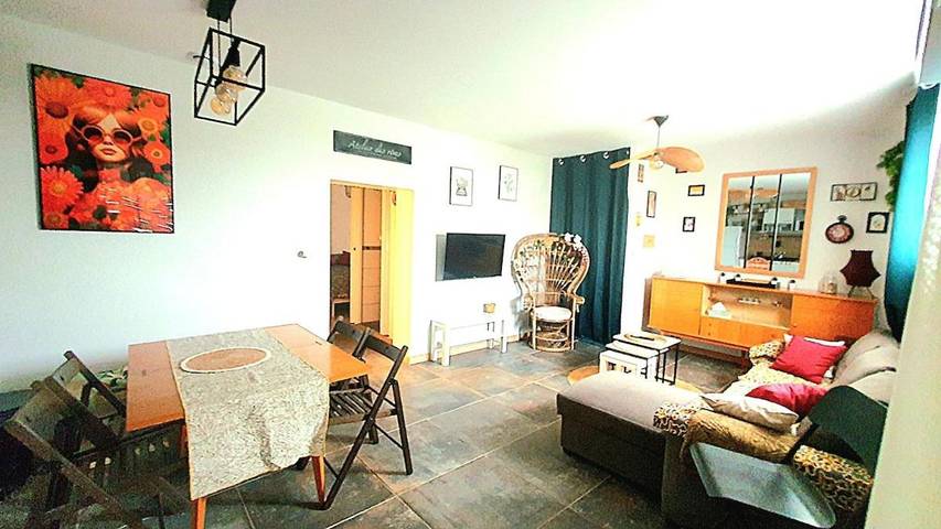 Appartement de vacances pour 5 personnes, avec terrasse et jardin