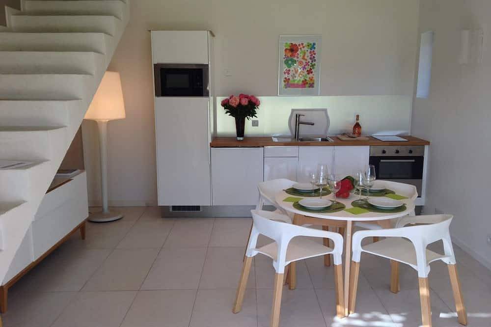 La Suite Du Mas Des Akenes (2 personnes - Enfants non admis) in Cairanne, Vaucluse