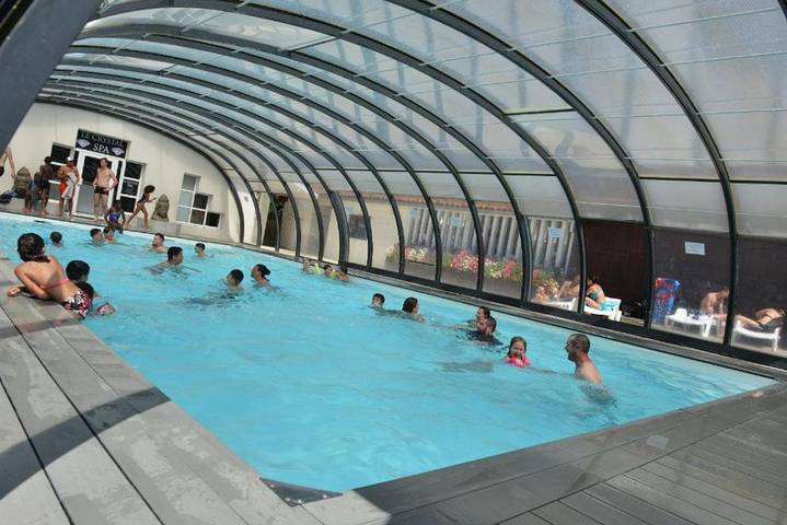 Location de vacances pour 4 personnes, avec jardin et jacuzzi ainsi que sauna et piscine à Mézos - 3