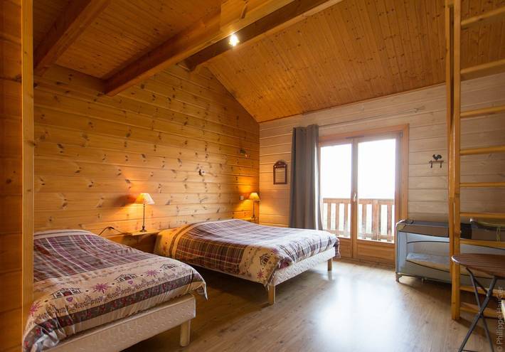 Chambre d’hôte pour 5 personnes, avec jardin et piscine dans le Doubs