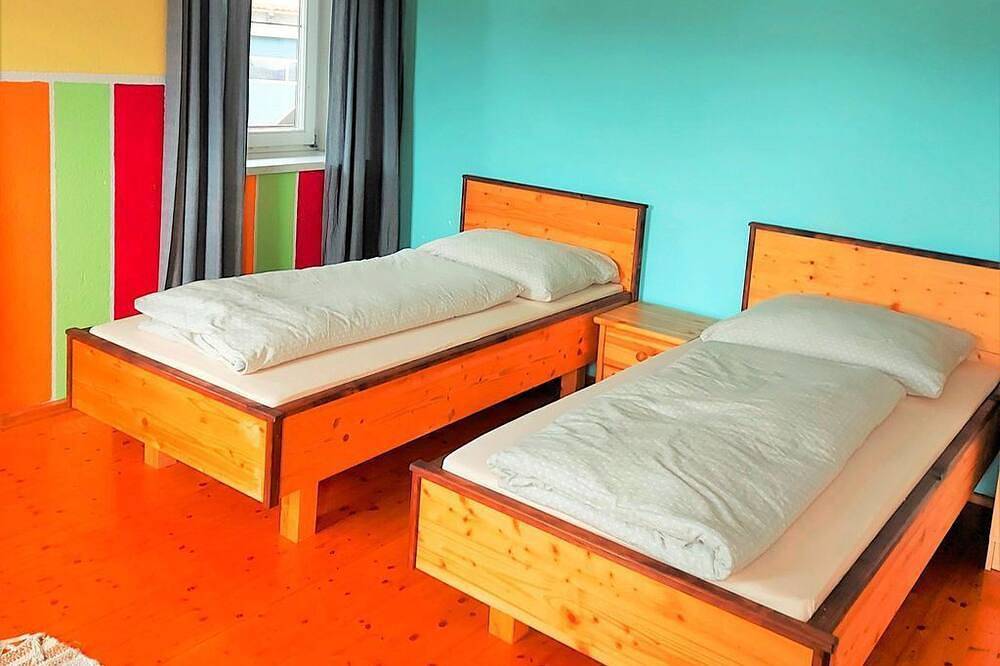 Ganze Wohnung, Haus Jakalar - Appartement/Fewo, Dusche und Bad, Wc, 4 oder mehr in Vils, Außerfern