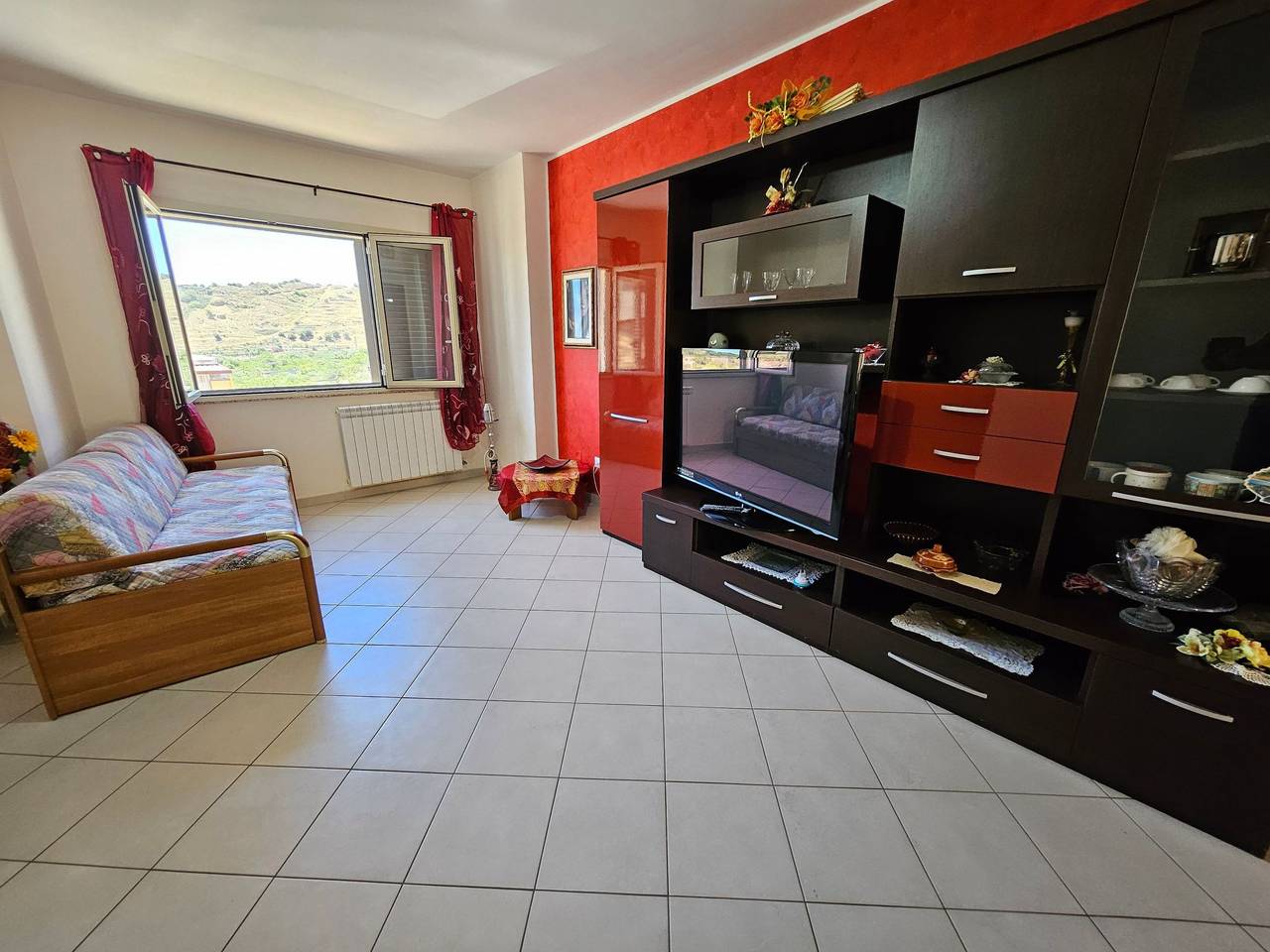 Entire apartment, Casa Lucia in Pagliara, Messina Province