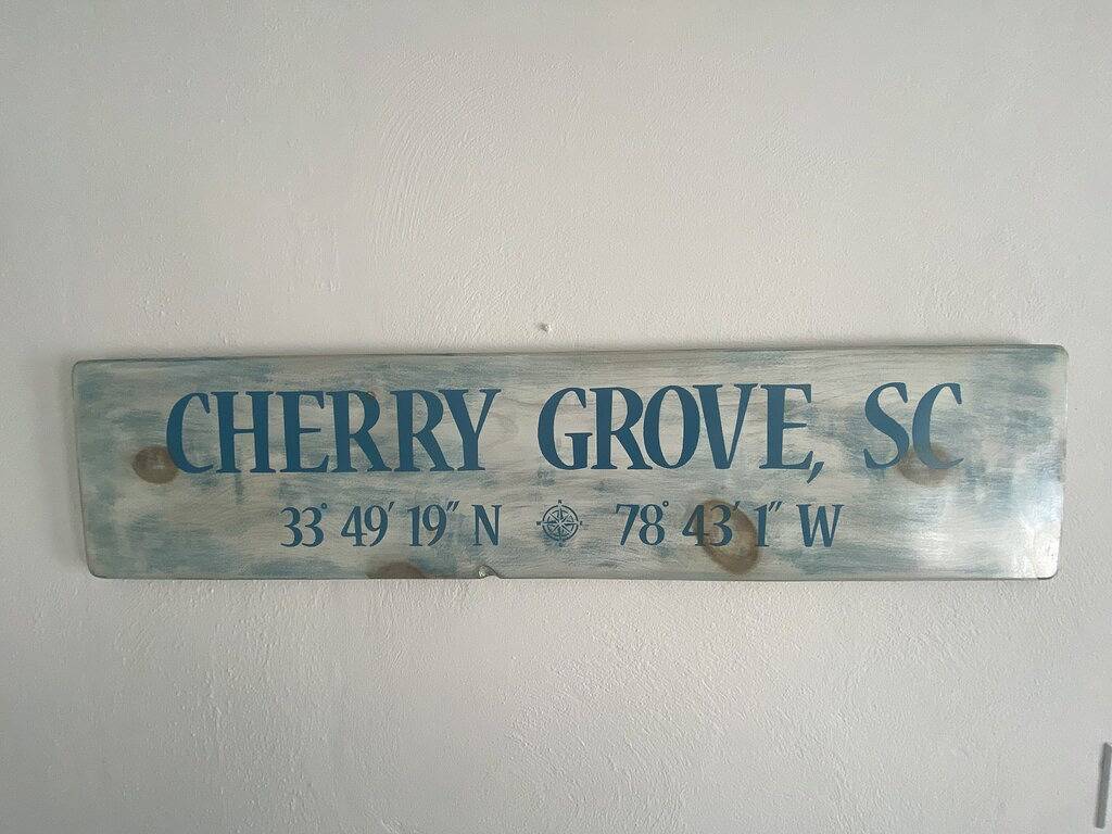 Vacation House for 9 Guests in Cherry Grove Beach, North Myrtle Beach