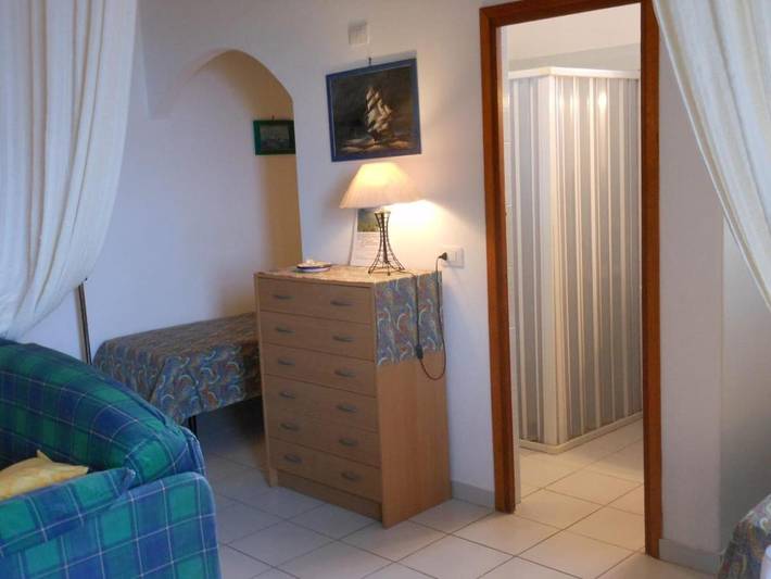 Gîte pour 4 personnes, avec terrasse et vue dans Stromboli - 2