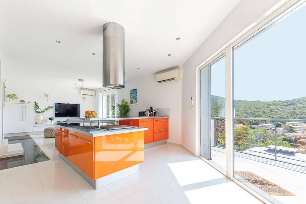 Villa in Le Pradet, Côte méditerranéenne (France)