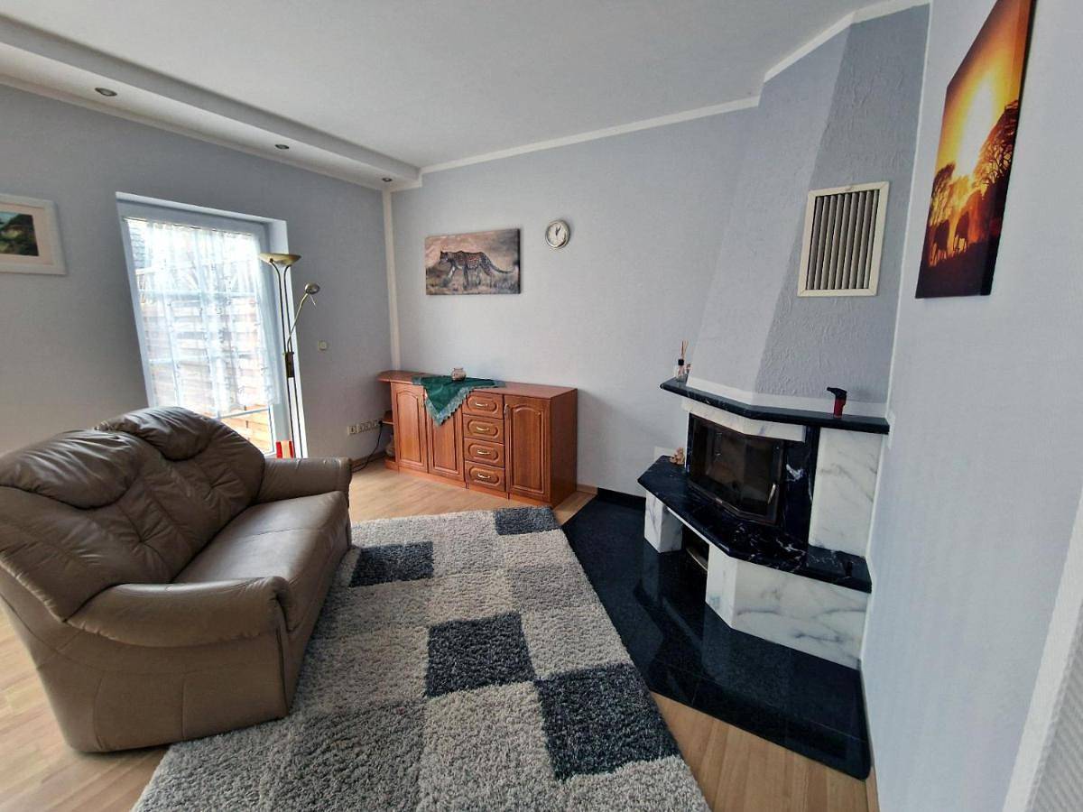 Four-Bedroom House in Dahlwitz-Hoppegarten, Hoppegarten