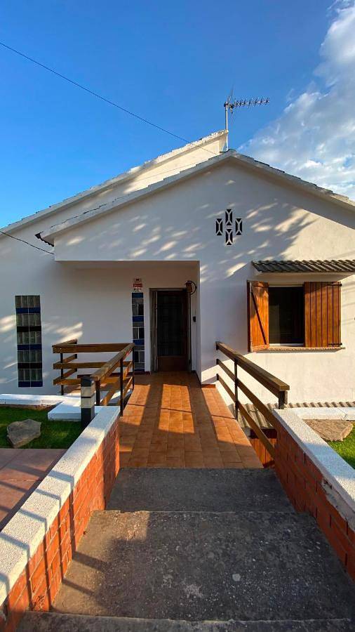 Casa rural para 9 personas, con Balcón y Terraza además de Jardín y Piscina en Viladecaballs - 2