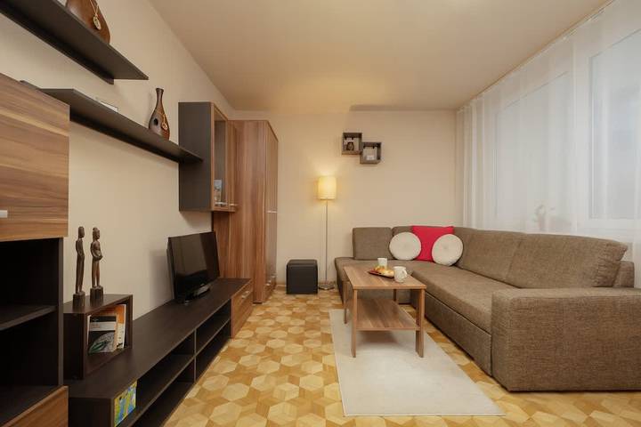 Entire apartment, Comfortable Apartment with Terrace | Close to the Park in Bemowo, Warsaw