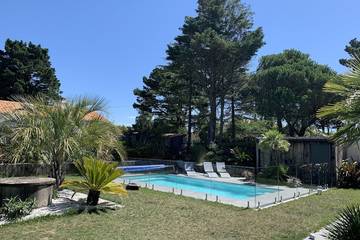 Location de vacances pour 14 personnes, avec jardin à Les Moutiers-en-Retz