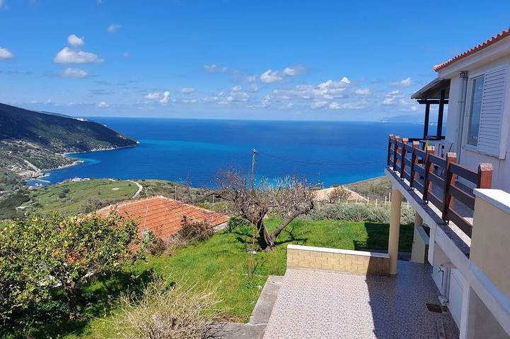 Ferienhaus für 4 Personen, mit Garten und Balkon