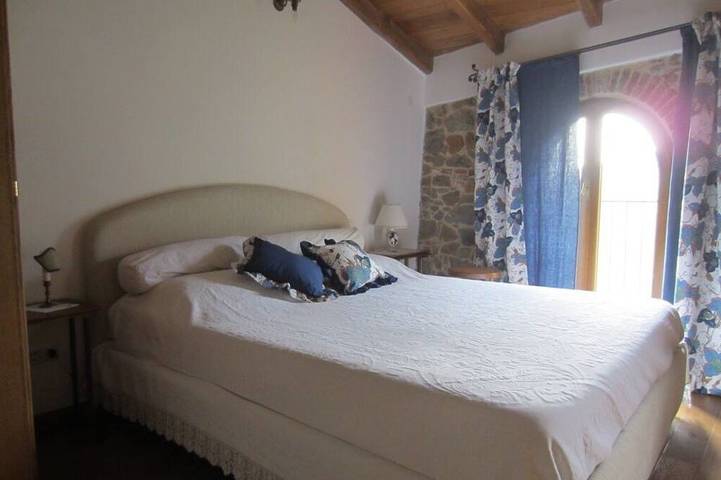 Appartamento intero, Uliveto: casa e panorama sulla collina Pistoiese in Pistoia, Provincia di Pistoia