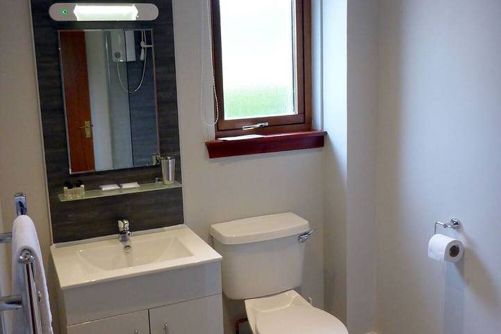 Gîte pour 6 personnes, avec jardin et terrasse à Glencoe - 4