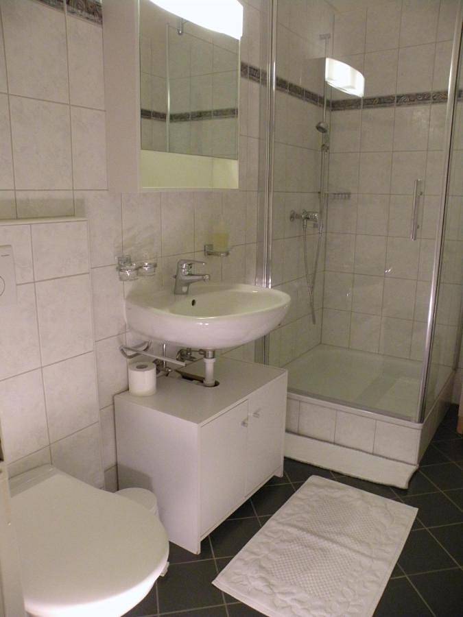 Maison d’hôte pour 4 personnes, avec terrasse dans Canton de Neuchâtel - 3