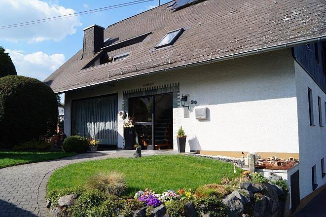 Ferienwohnung für 2 Personen, mit Balkon und Garten, kinderfreundlich in Rhens - 2