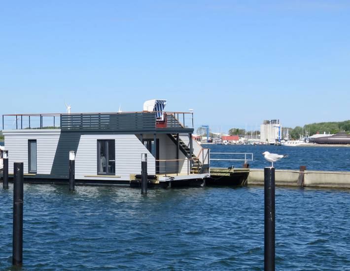 Hausboot für 2 Personen, mit Terrasse und Ausblick in Lolland-Falster