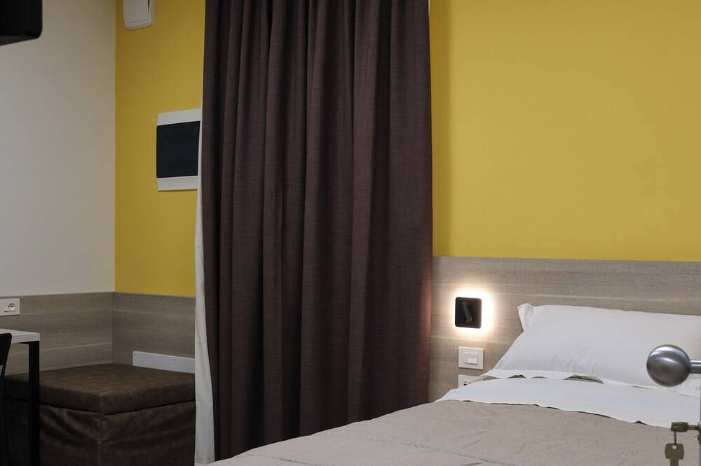 Double room with special accesses in a B&B in Porto Viro in Porto Viro, Polesine