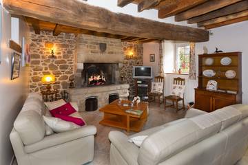 Gîte pour 11 Personnes dans Coatascorn, Région de Lannion, Photo 3