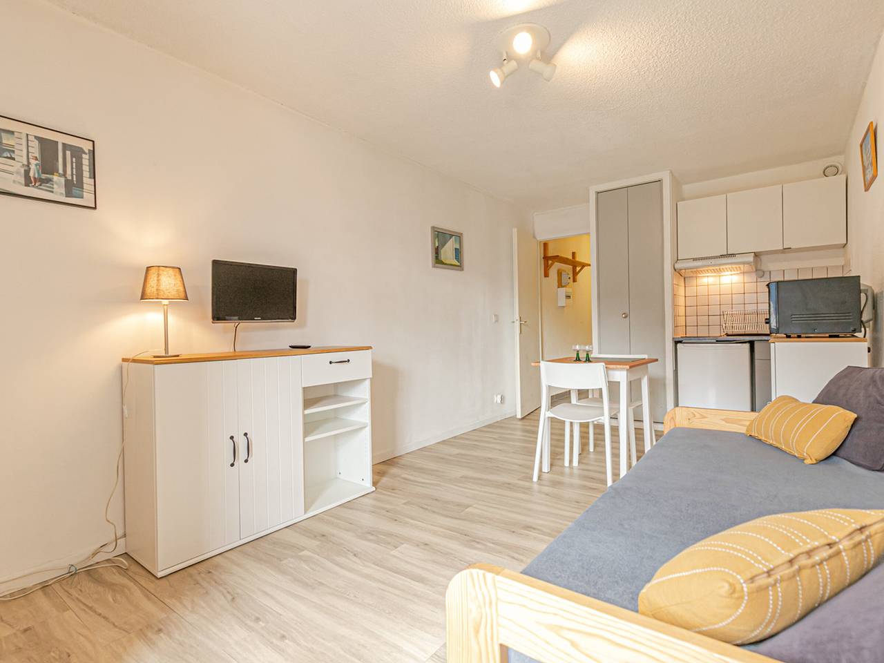 Gehele studio, 21m² Studio with Balcony in Aussois, Near Ski Lifts in Aussois, Saint-Jean-de-Maurienne regio